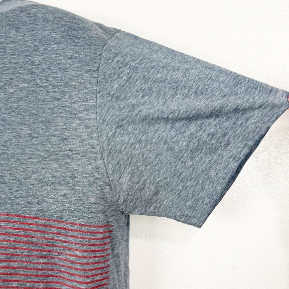 Vans Gray Short Sleeve Tee Shirt Men's Large Stripe Detail Graphic - Picture 6 of 7